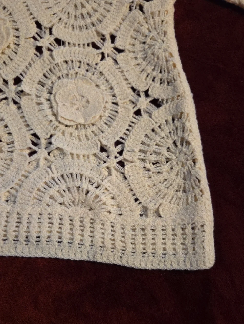 Cato Cream Crochet Flower And Circle Motif Short Sleeve Sweater - Picture 7 of 11